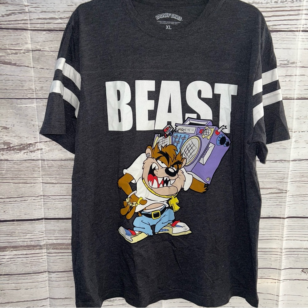 💙Looney Tunes Tshirt